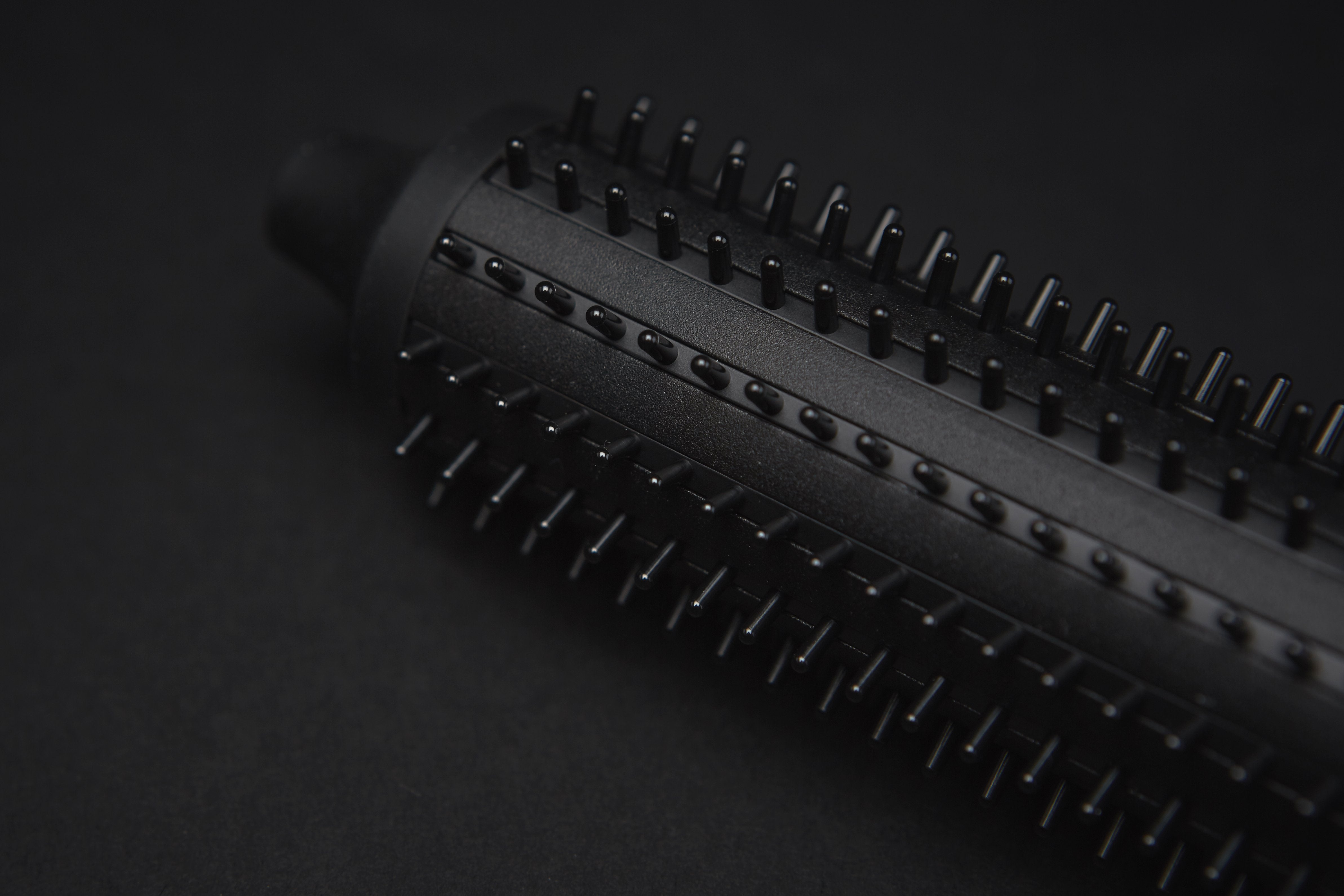 ghd Rise Hot Brush-The Cosmetologist beauty salon hull selling hair extensions